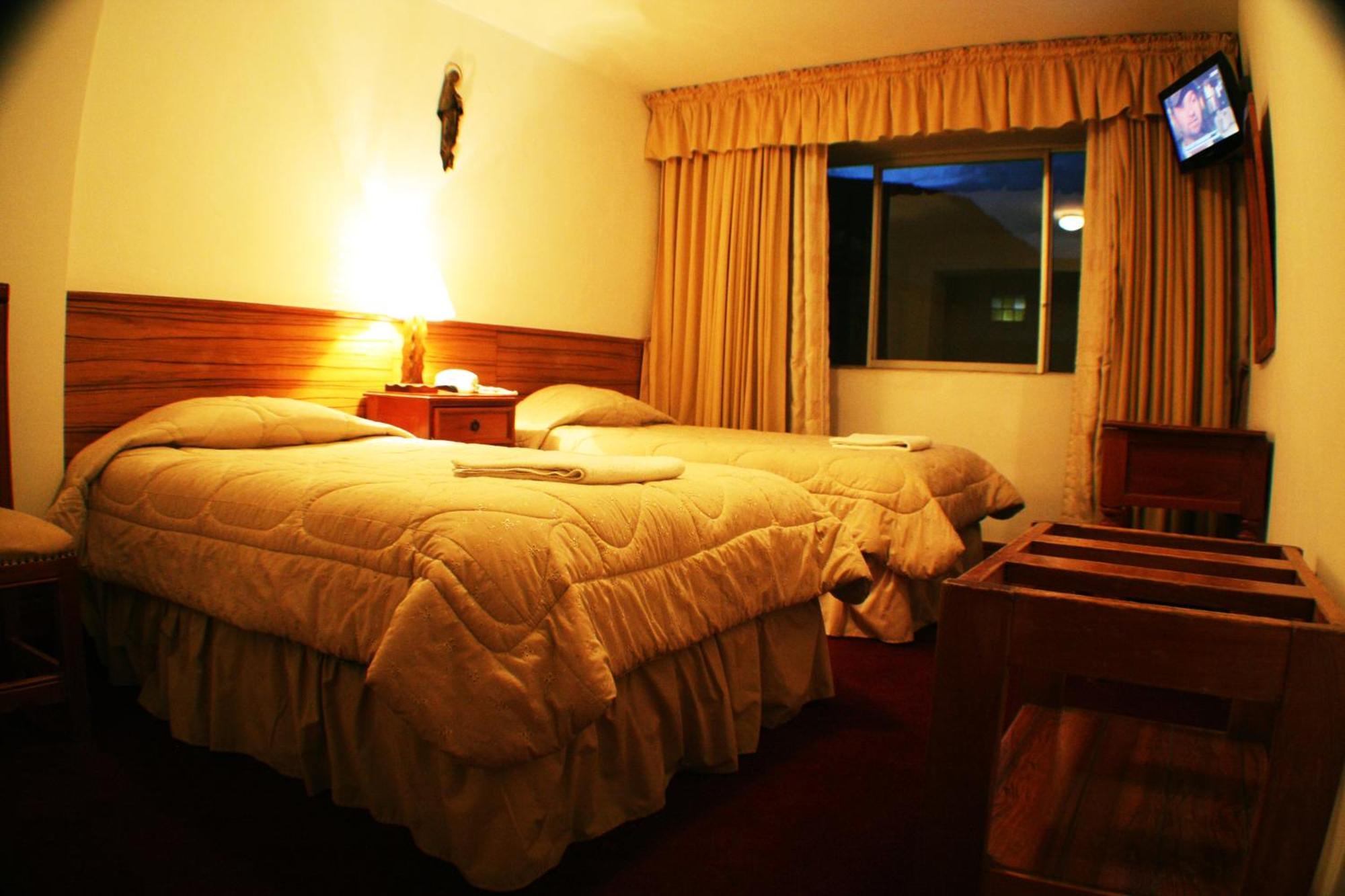 Kaaro Hotel El Buho Puno Bilik gambar